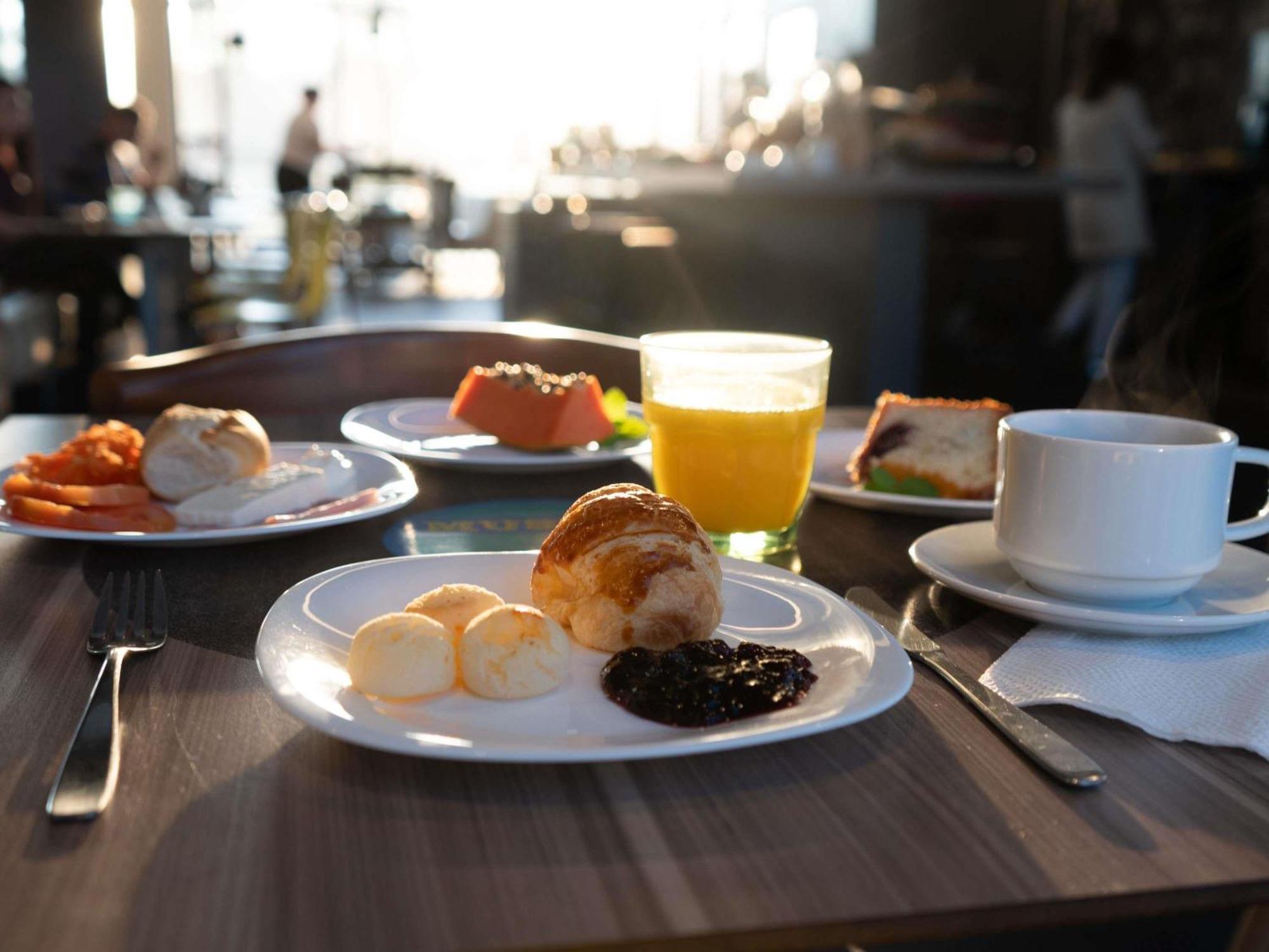 Ibis Styles Taubate Hotel Exterior foto